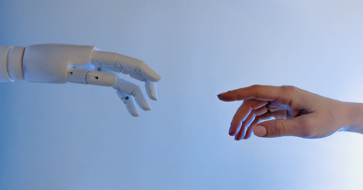 AI and the Job Market: Which Roles Are Growing, Shrinking, and Changing