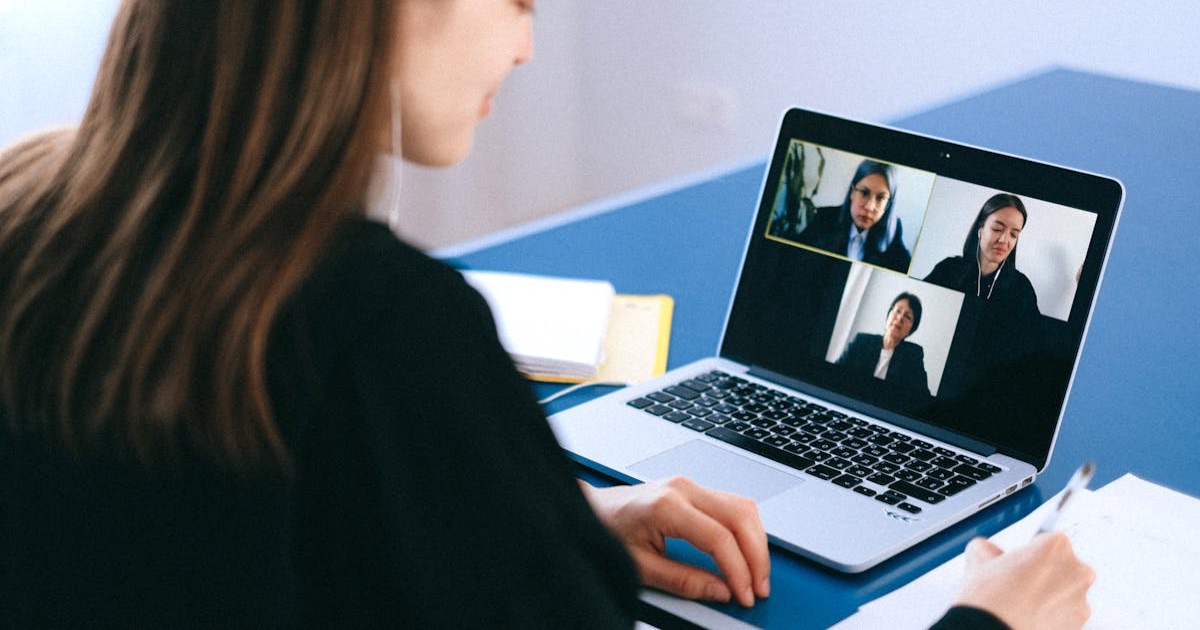 Virtual Interview Tips: How to Ace Video Calls